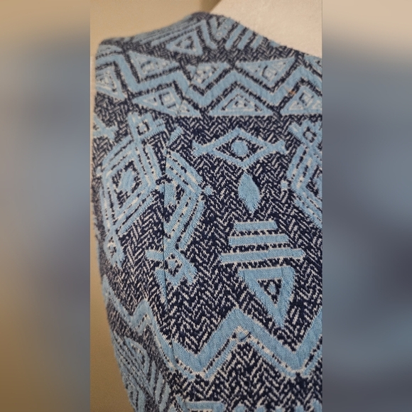 J. MCLAUGHLIN Tania Sleeveless Crewneck Jaquard Fitten Top In Navy/blue. XS - Picture 8 of 10